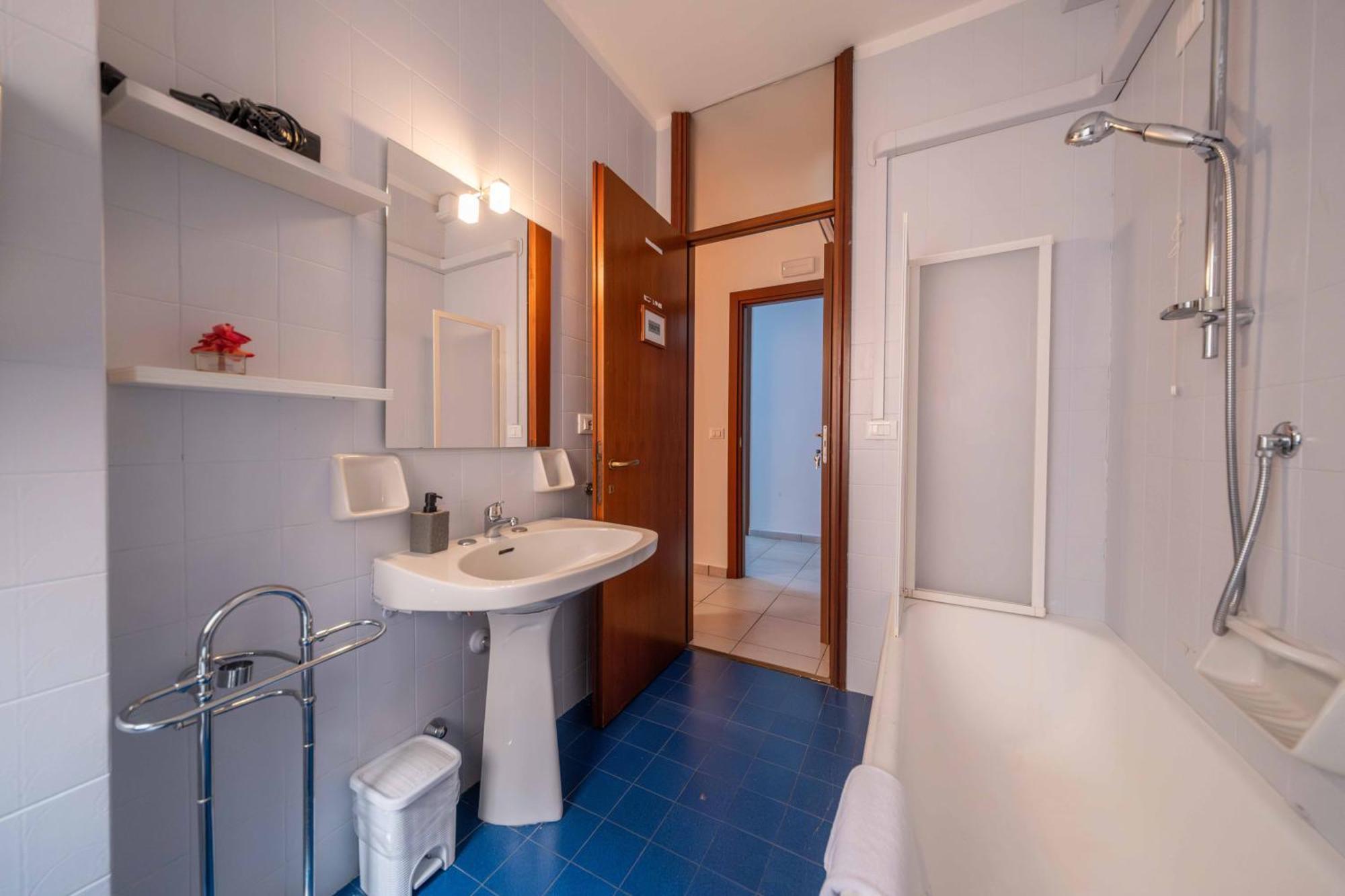 Gasthof Guesthouse127 *